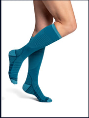 Motion Flow Tech 432 Compression Socks