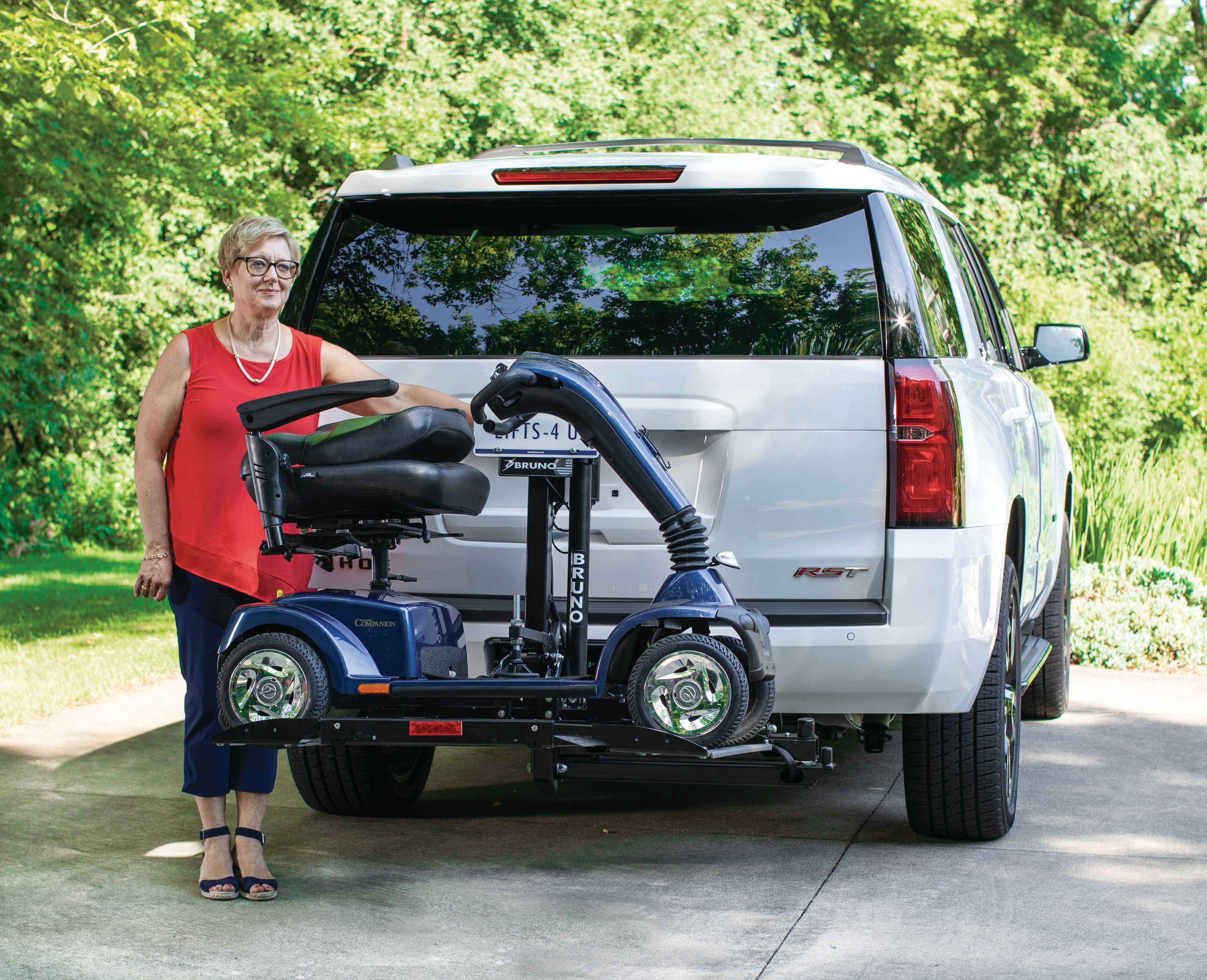 Bruno Outsider Vehicle Lift